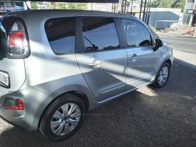 CITROËN - C3 - 2011/2012 - Prata - R$ 38.900,00