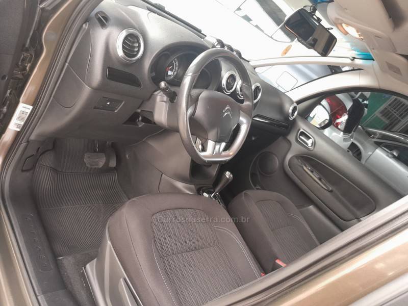 CITROËN - AIRCROSS - 2011/2012 - Marrom - R$ 39.900,00